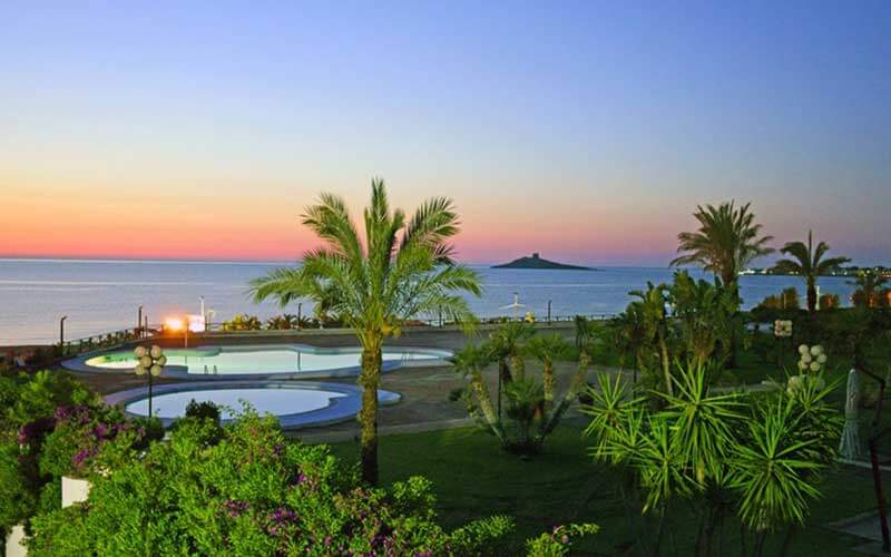 SARACEN SANDS HOTEL & CONGRESS CENTRE 4*